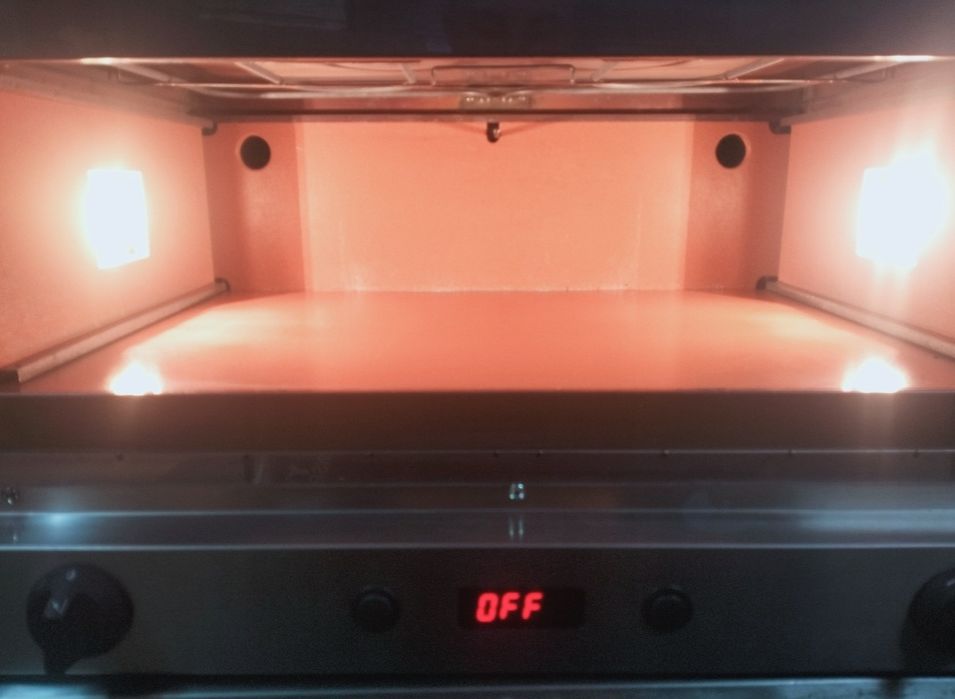 Подова піца піч Smeg