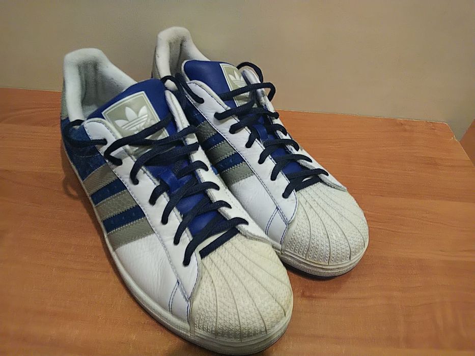 Adidas superstar