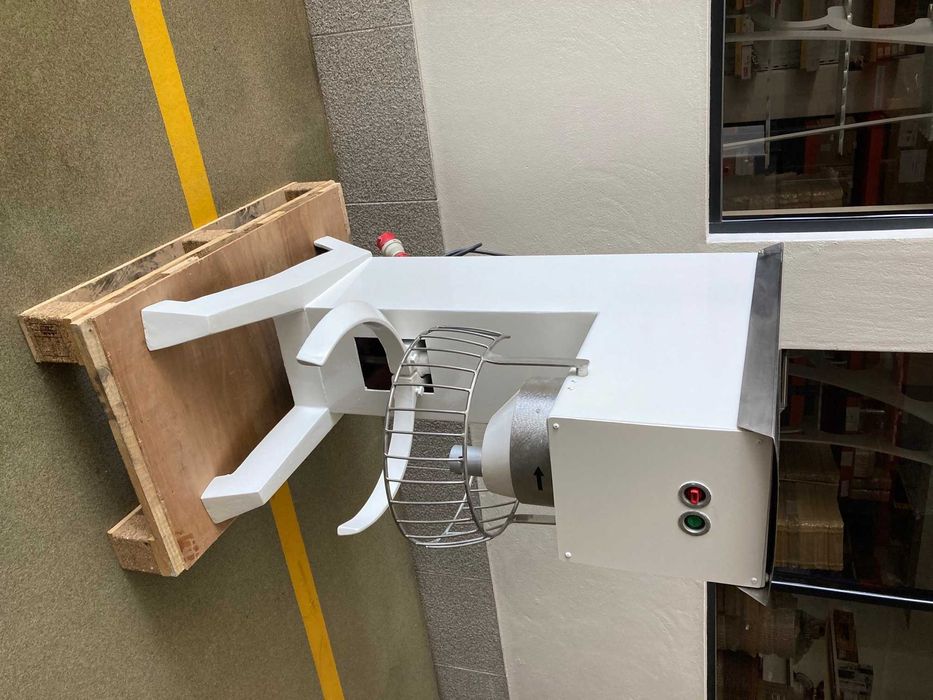 Batedeira profissional 40 Litros eletromecánica