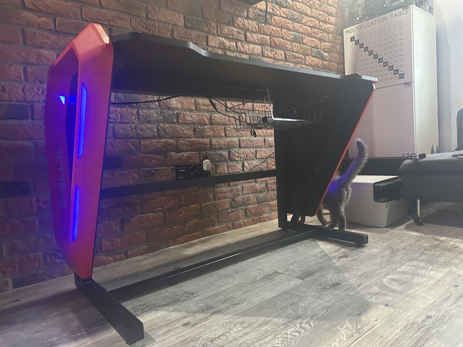 Biurko młodzieżowe gamingowe E-Blue