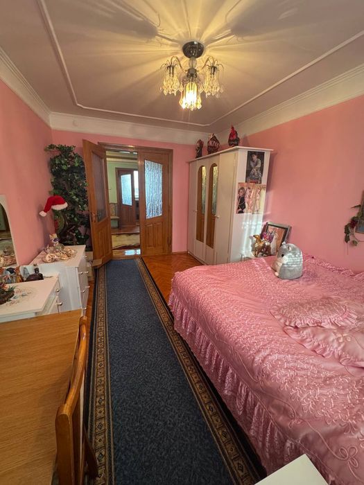 Продам будинок смт Ярмолинці