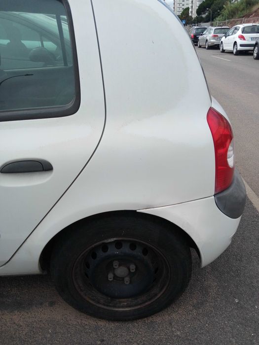 renault clio 1.2  2001