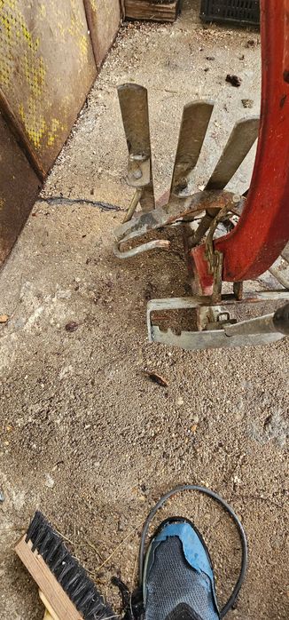 Arranca batatas motoenxada motocultivador charrua abre rego