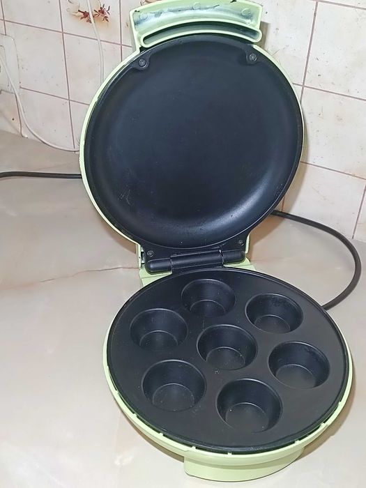 Продам кексницу,мафеницу
