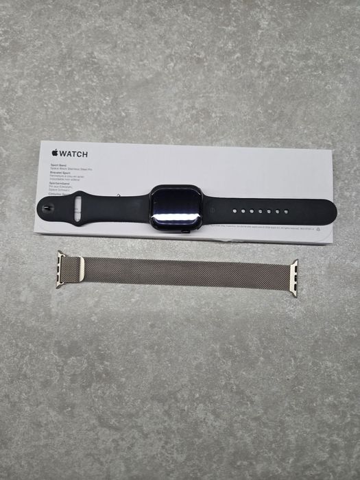 Apple Watch Series 11 42 mm Cellular LTE – Onyks / Jet Black