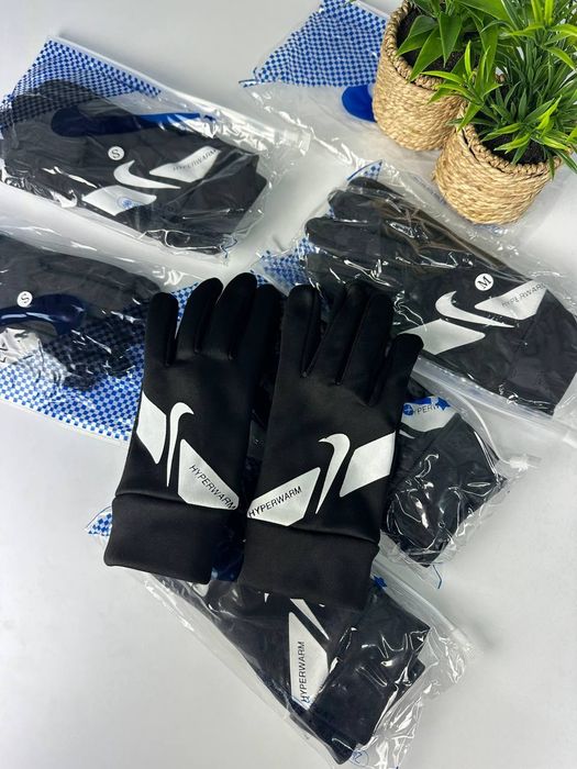 Розпродаж рукавиці Nike