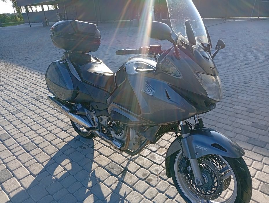 Хонда Девіль НТ700