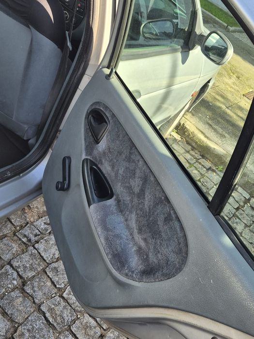 Renault Mégane Classic 1.4 16V – Gasolina | 07/1998