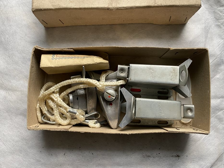Wiazania narciarskie  nie uzywane