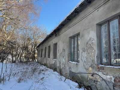 Частки будівлі, 26\100- 408,6 кв. м. Жовква, Лесі Українки, будинок 1