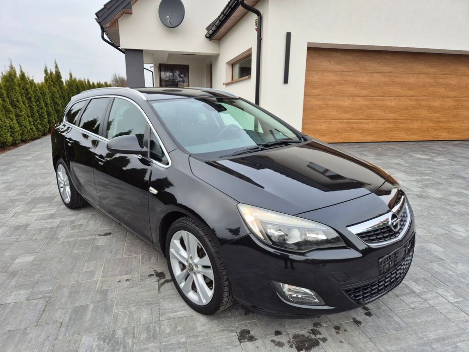 Opel Astra 1.4T.benzyna,nawigacja,sprowadzony,opłacony,piękny
