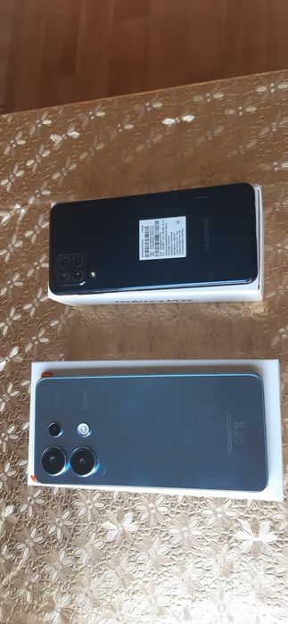 Продам четыре телефона