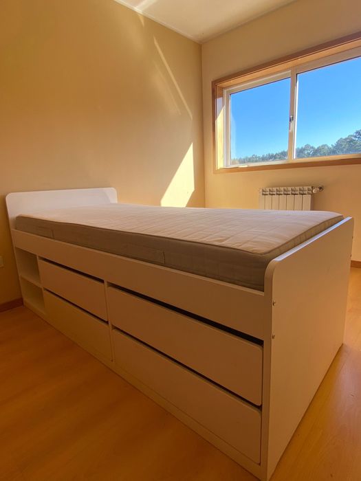Cama de solteiro SLÃKT IKEA