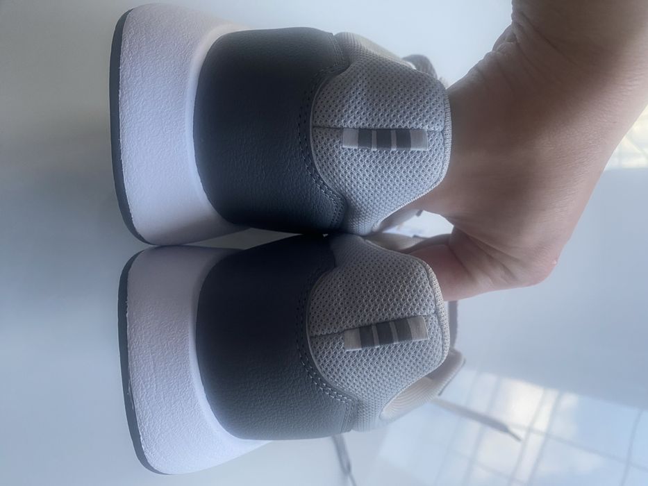 Нові кросівки, Adidas, 46р.