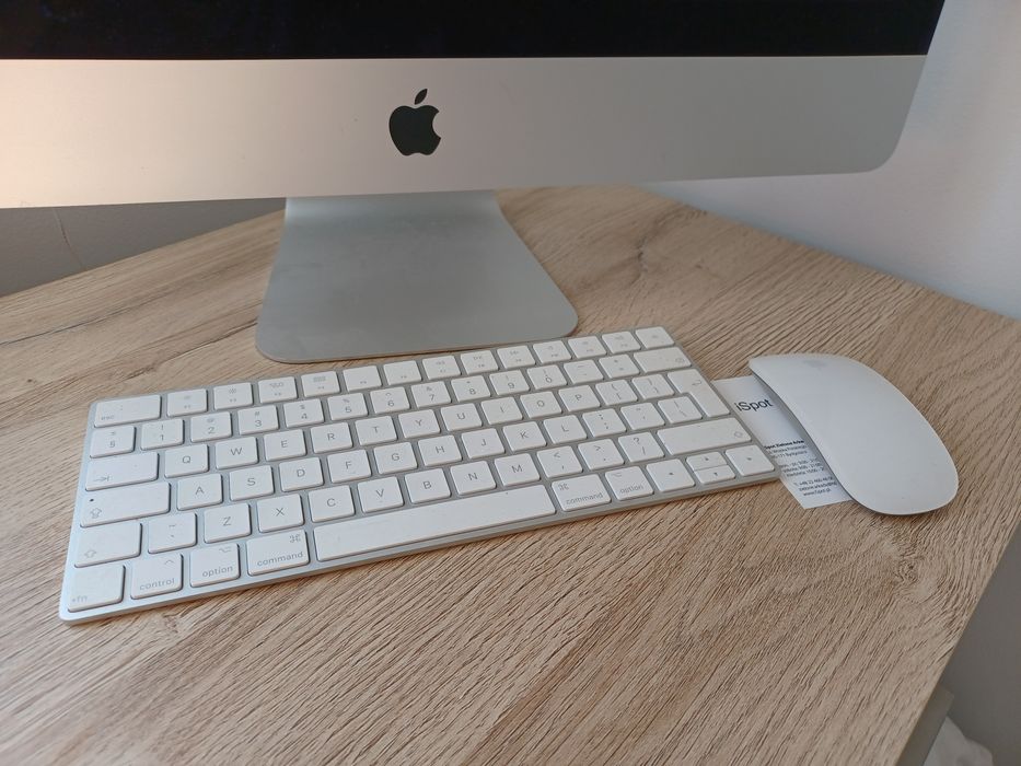 iMac 21.5-inch MMQA2ZE/A 8GB 1 TB