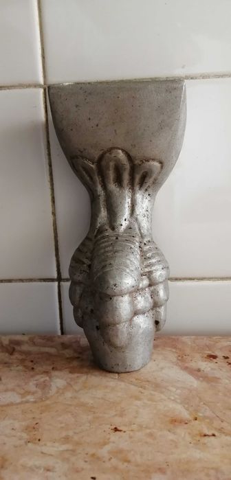 Pés de alumínio fundido novos