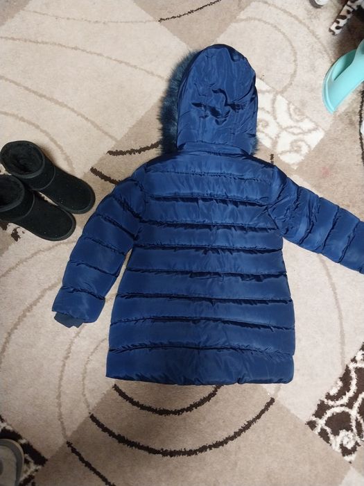 Продам зимову куртку 98-104( 110розмір)