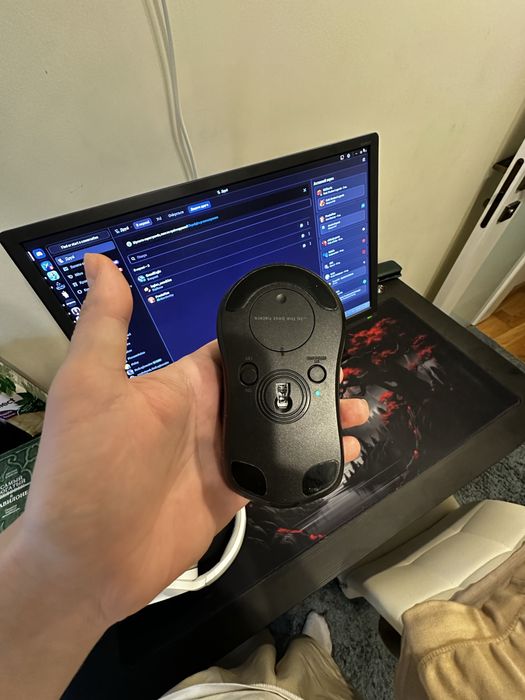 Продаю мышь HATOR