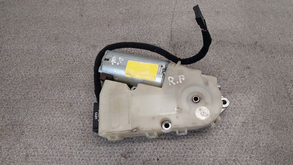 Motor do teto de abrir AUDI A4 Avant (8D5, B5)