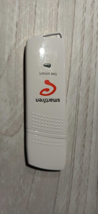 CDMA модем ZTE AC81B