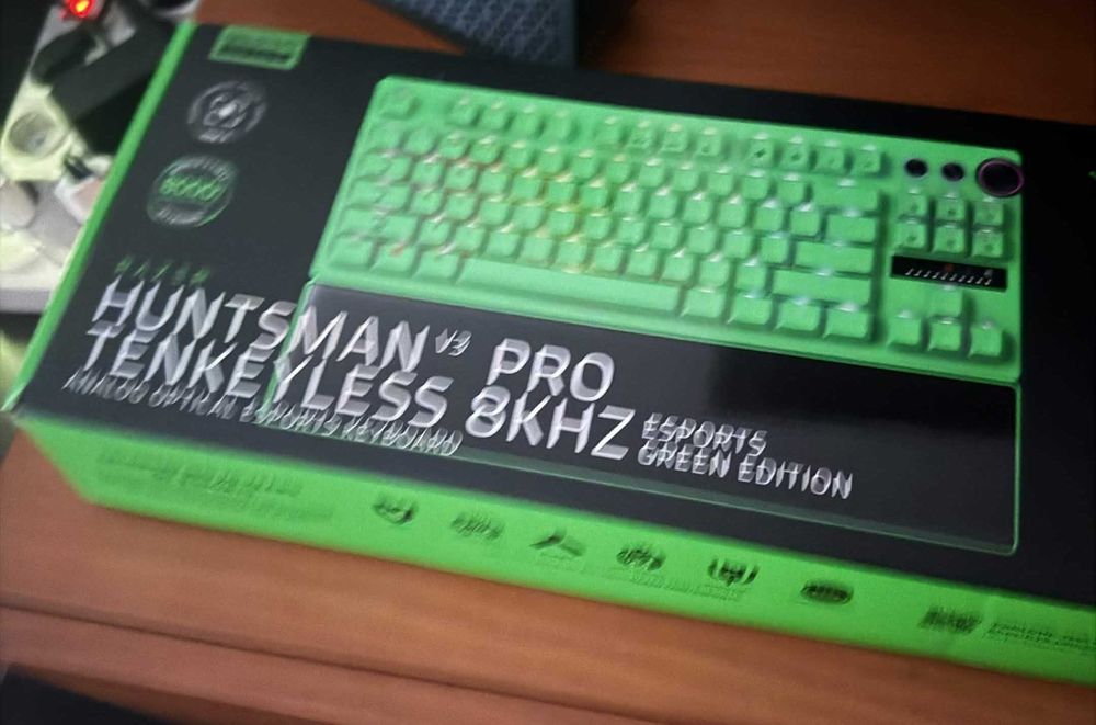 Razer Huntsman V3 Pro Tenkeyless 8KHz - US - Esports Green Edition