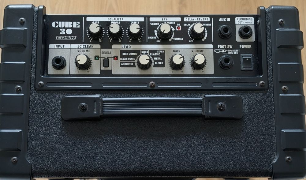 Amplificador Guitarra - Roland Cube 30