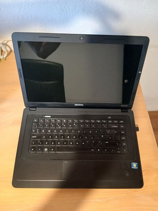 Portátil Compaq Presario CQ57