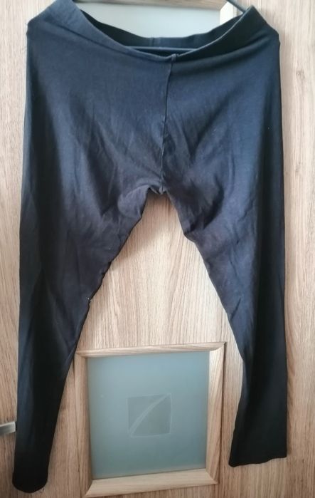 Sprzedam legginsy M (40-42)