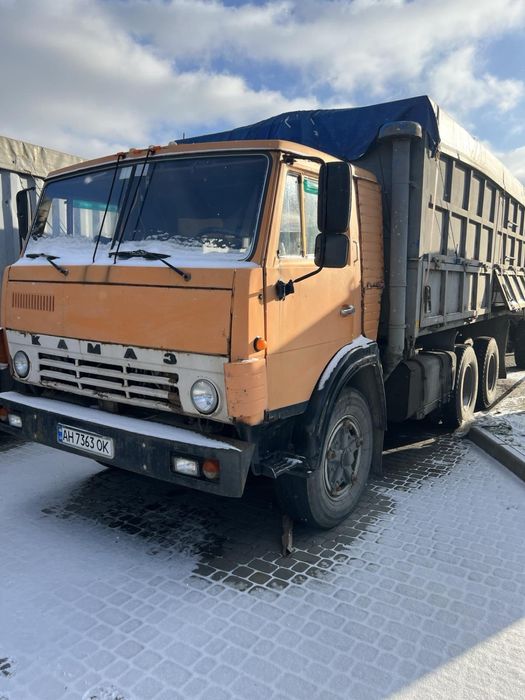 Продається сільгосп техніка : трактори,камаз,комбайн