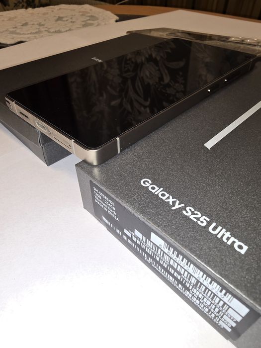 Samsung Galaxy S25 Ultra 12GB / 256GB Titanium Black – stan IDEALNY