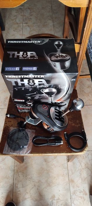 Shifter TH8A para base thrustmaster ou PC em excelente estado