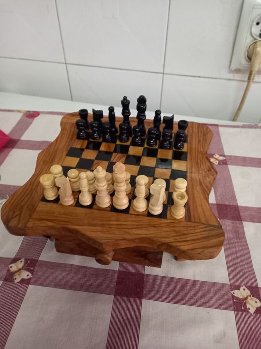 Xadrez com gavetas. VENDIDO