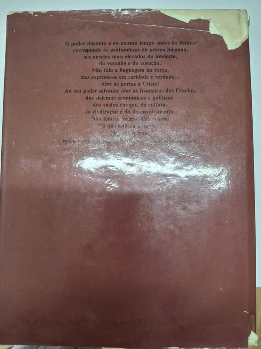 Livro Papa João Paulo II em Portugal