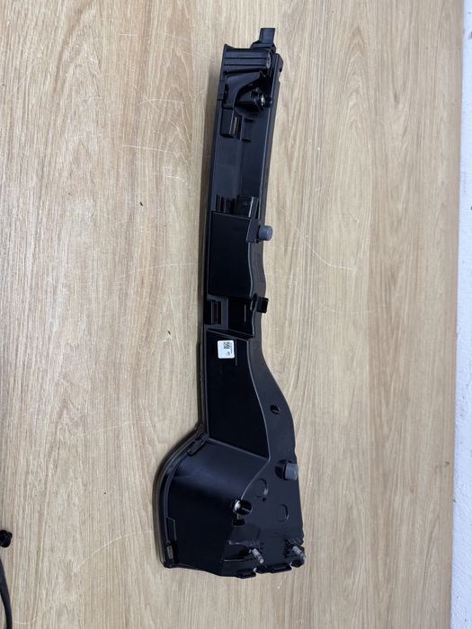 Lampa klapy lewy tyl Porsche Panamera 971 ciemna, Europa