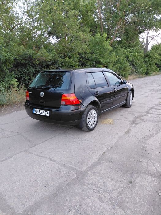Volkswagen Golf 2000 1.4