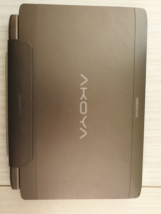 Ноутбук трансформер Medion Akoya