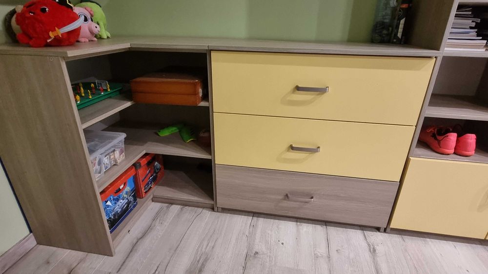 Meble młodzieżowe dziecięce o łącznej dł. aż 491 cm, na wzór Meblik !!