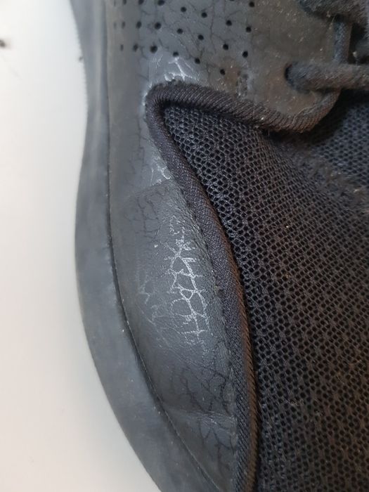 CZARNE lekkie buty sportowe 41 -26 cm