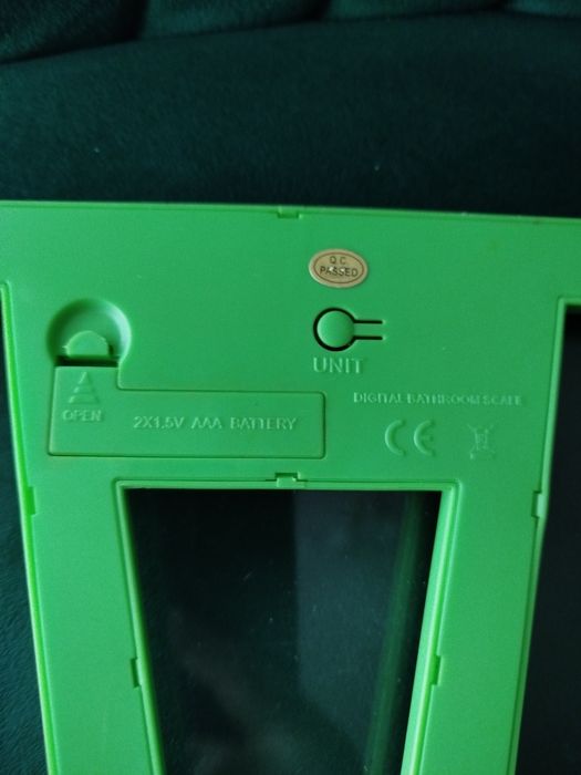 Vershold Clarus waga łazienkowa z wyświetlaczem LCD