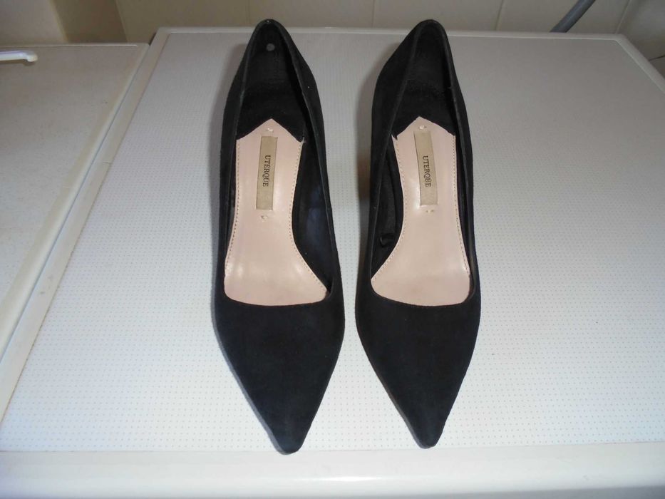 sapatos de mulher cor pretos