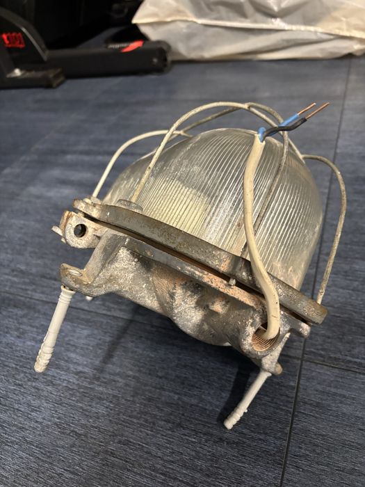 Lampa przemysłowa vintage