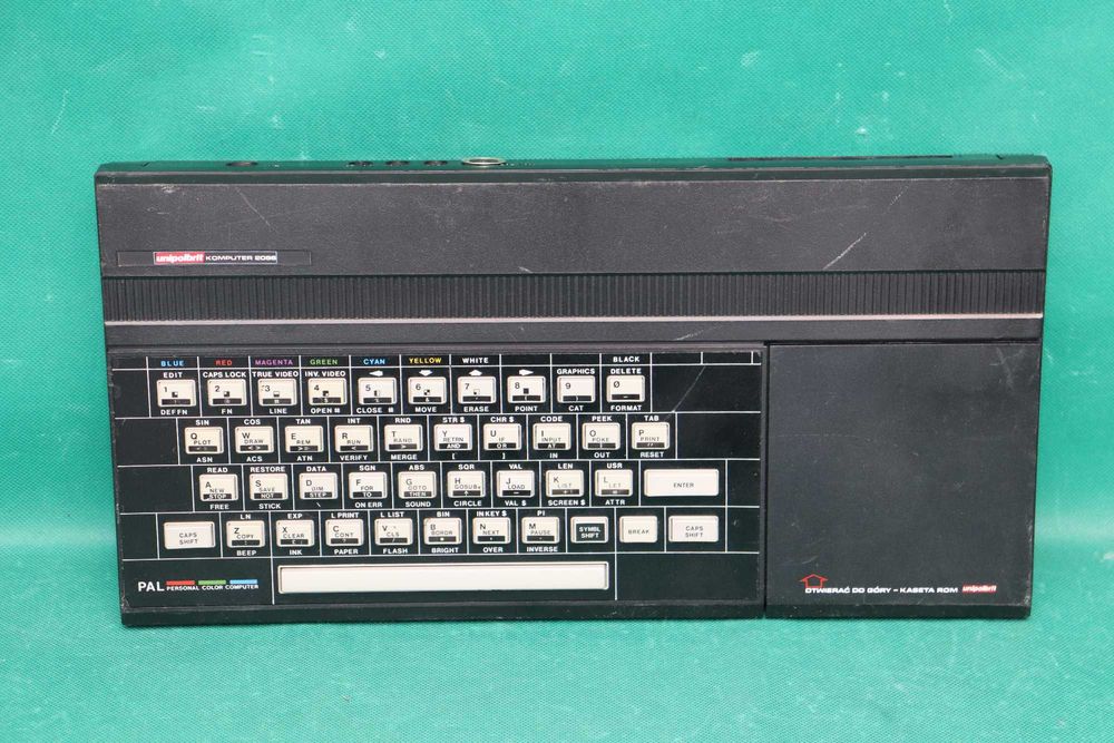 Zabytek z PRL'u Unipolbrit 2086 Unitra