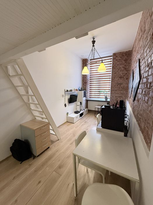 Kawalerka do wynajęcia (przejęcia) – ul. Komuny Paryskiej, Wrocław