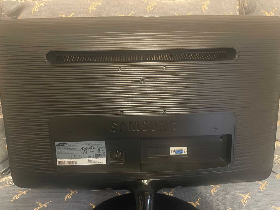 Monitor SAMSUNG B2230N Glossy Black 21.5" Teclados incluindo Rato