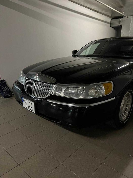 Lincoln Town Car 1999 VIN 1LNHM81W1XY691703 фото оголошення 8 з 14