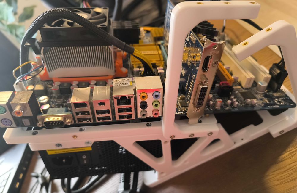Унікальний Project PC / Linux Slackware Station — Open Case + Corsair HX520W (Перевірена стабільність)