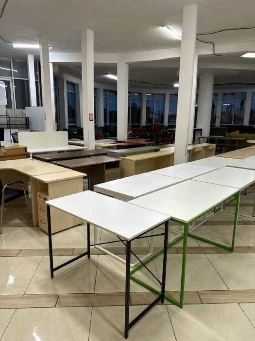 ПРОДАМ Б/У ЯКІСНІ МЕБЛІ НЕ ДОРОГО,столи, шафи,крісла керівника,тумби
