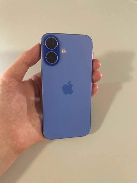 Продаю iphone 16 128gb 93%