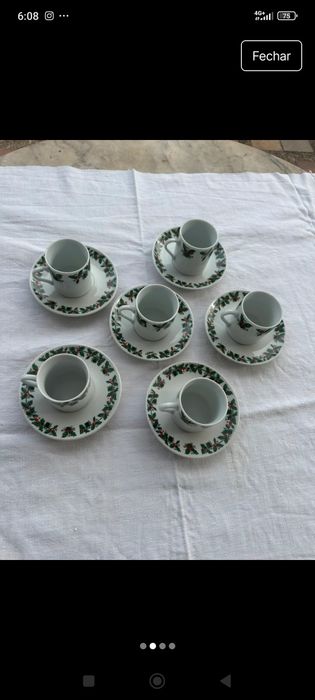 Conjunto de chávenas de café com motivos natalícios435433131024721921