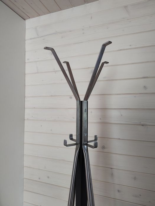 Ikea Tjusig wieszak pokojowy stojący 193 cm wenge